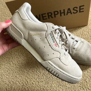 YEEZY Powerphase